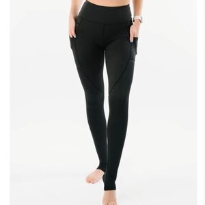 ZYIA Black Leggings Light n Tight, Size 8-10, 28 Inseam